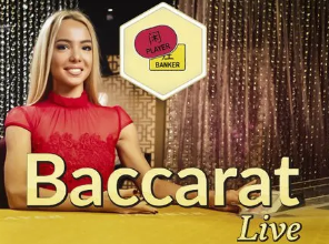 愿无大碍！王钰栋坐在地上疑似受伤，随后被陶强龙换下